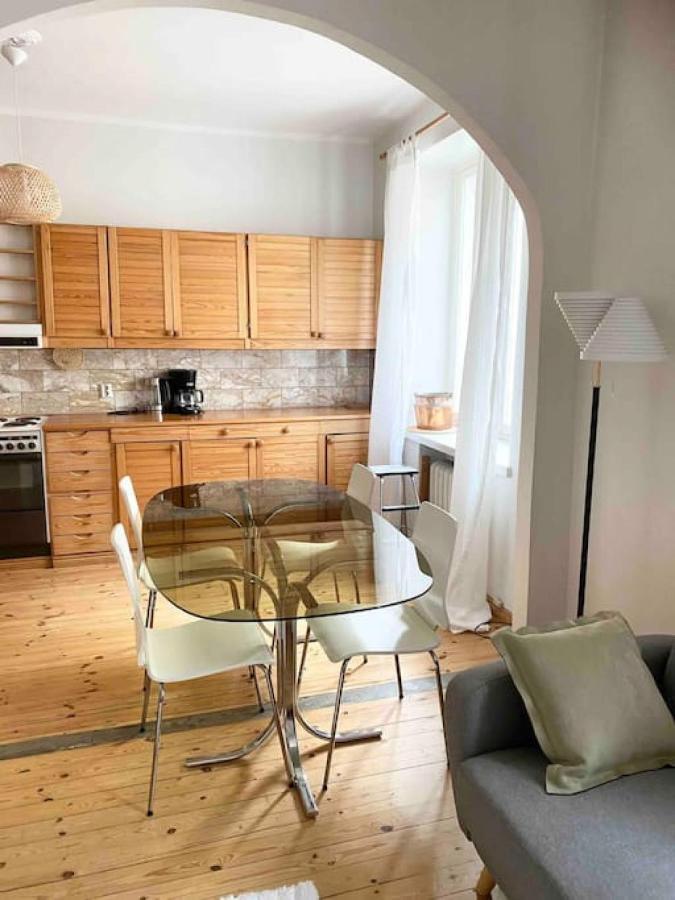 Ullanlinna Big Apartment In The Heart Of Helsinki Luaran gambar
